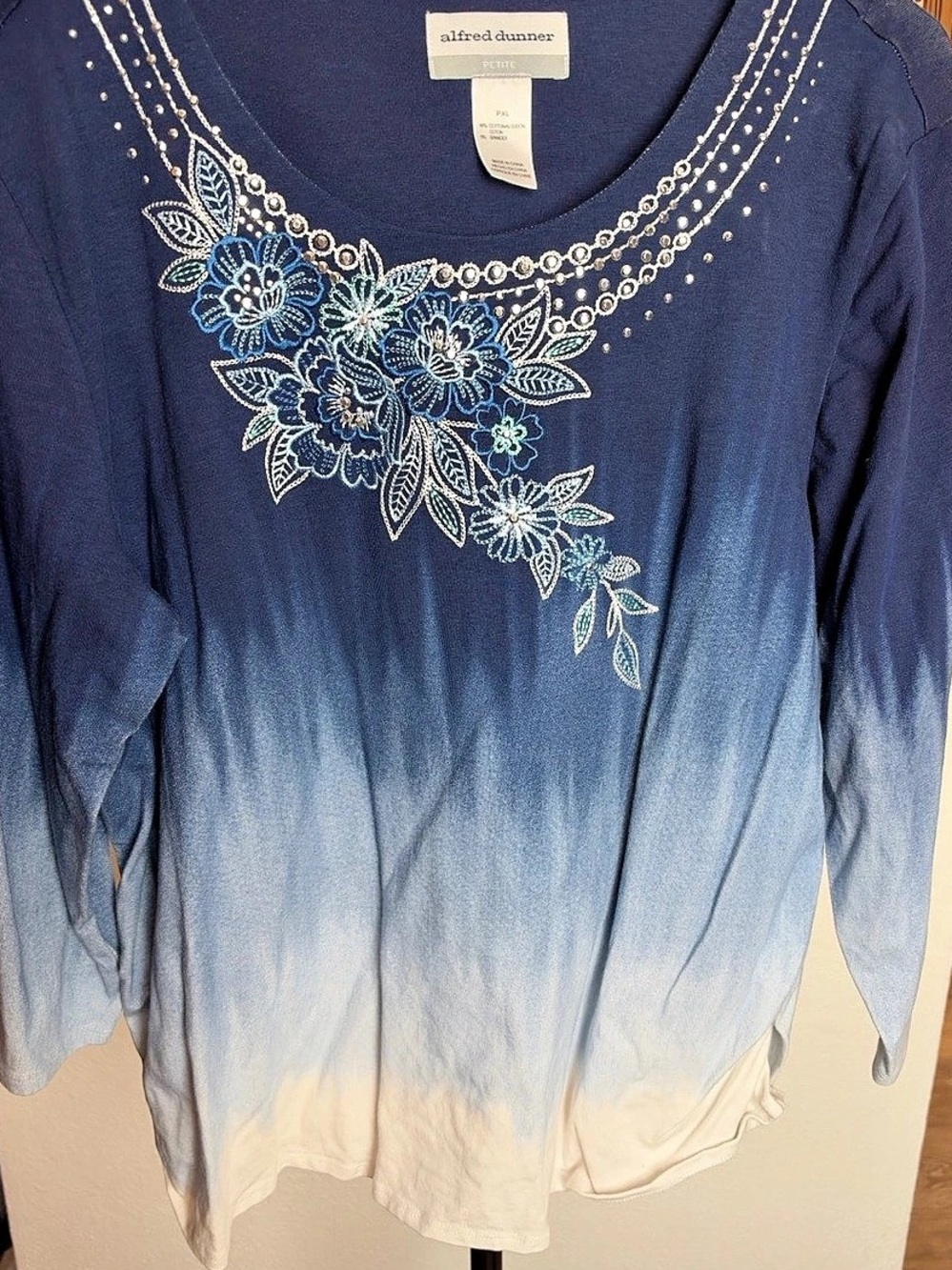 alfred dunner Blue Ombre Floral Rhinestone Embellished Top Blue & White XL